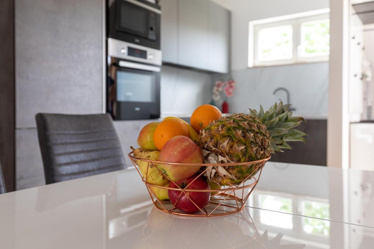 Apartment Dolly Completely Renovated 2023 Rovinj Exteriör bild