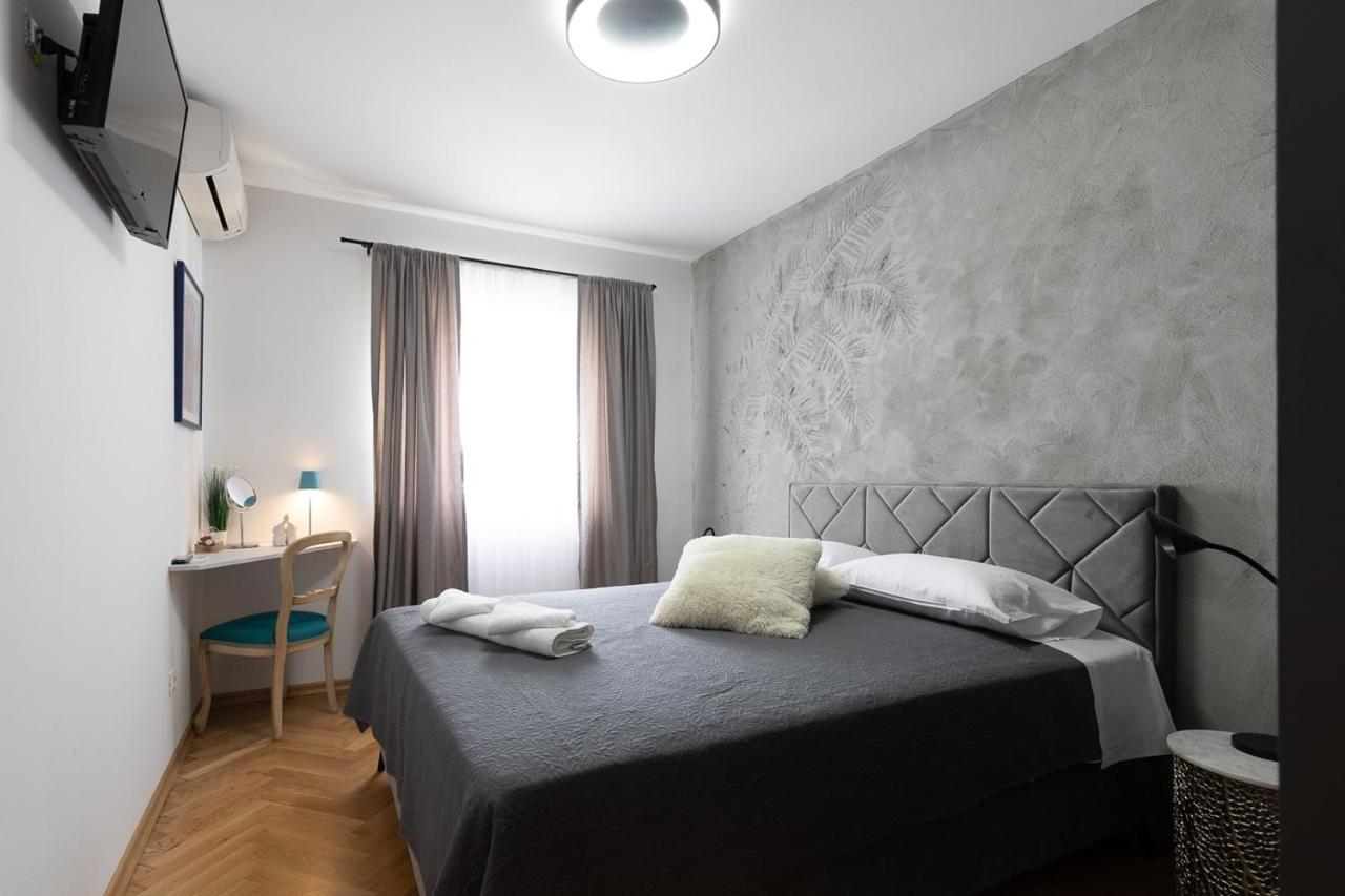 Apartment Dolly Completely Renovated 2023 Rovinj Exteriör bild